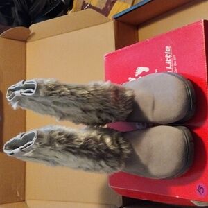 Tony Little Leather Cheeks Fit Body Boots.  Size 10.